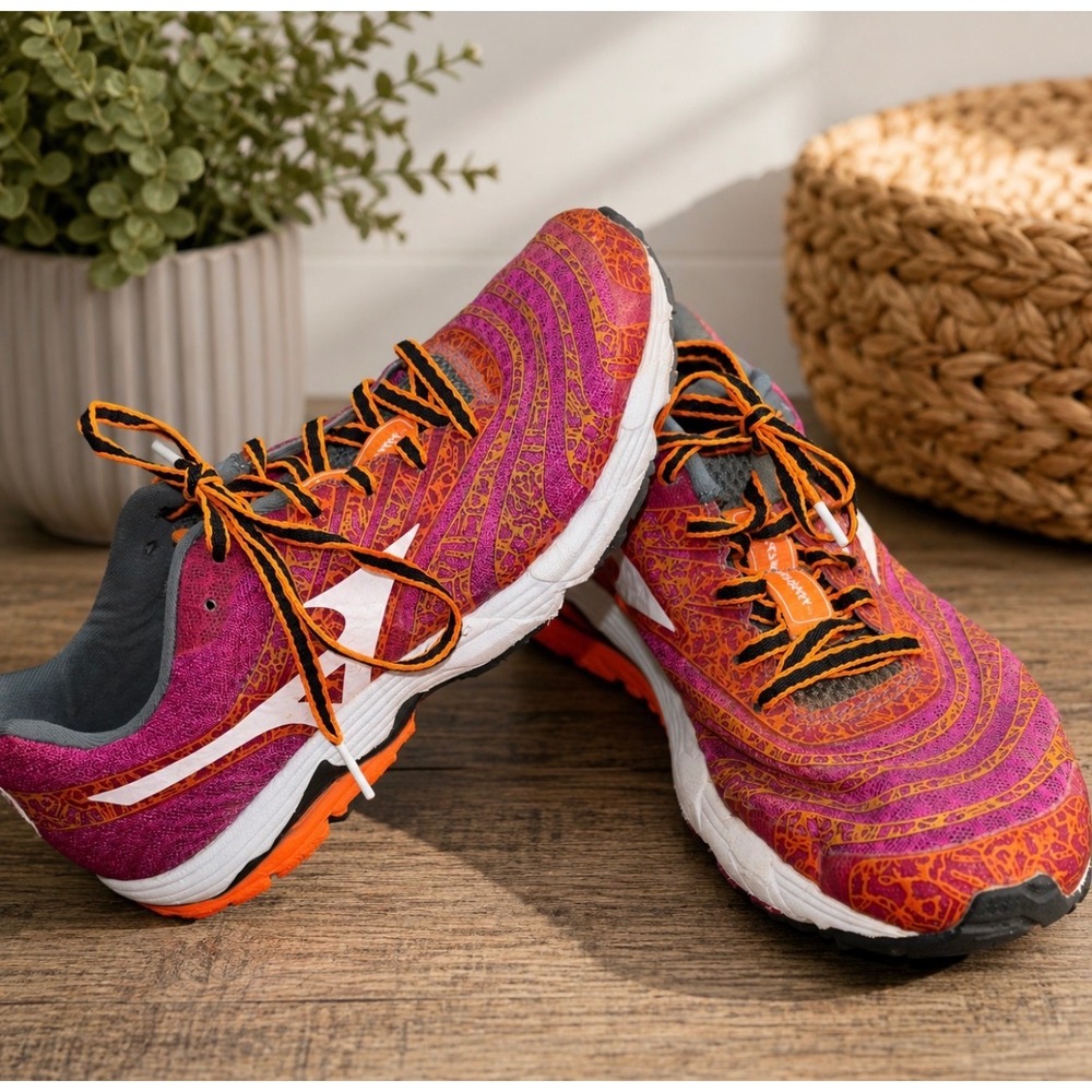Mizuno Women's Wave Sayonara 2 Running Shoes - Pink / Orange / Purple - Size 7.5
